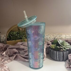Iridescent ‘Mermaid’ Starbucks Cup